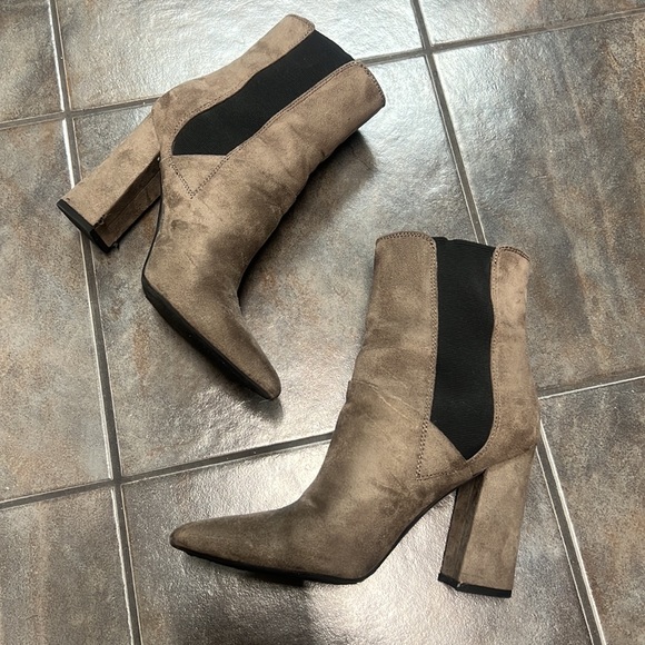 Guess Suede Booties - Picture 3 of 8